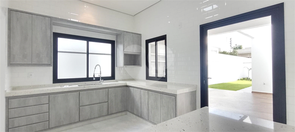 Apartamento, 3 quartos, 180 m² - Foto 1