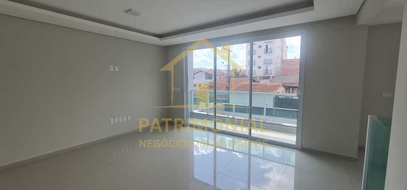 Casa, 3 quartos, 222 m² - Foto 1