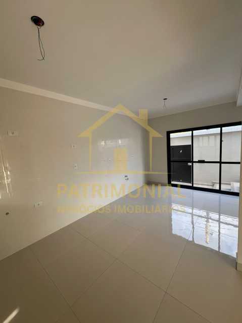 Casa, 3 quartos, 228 m² - Foto 2