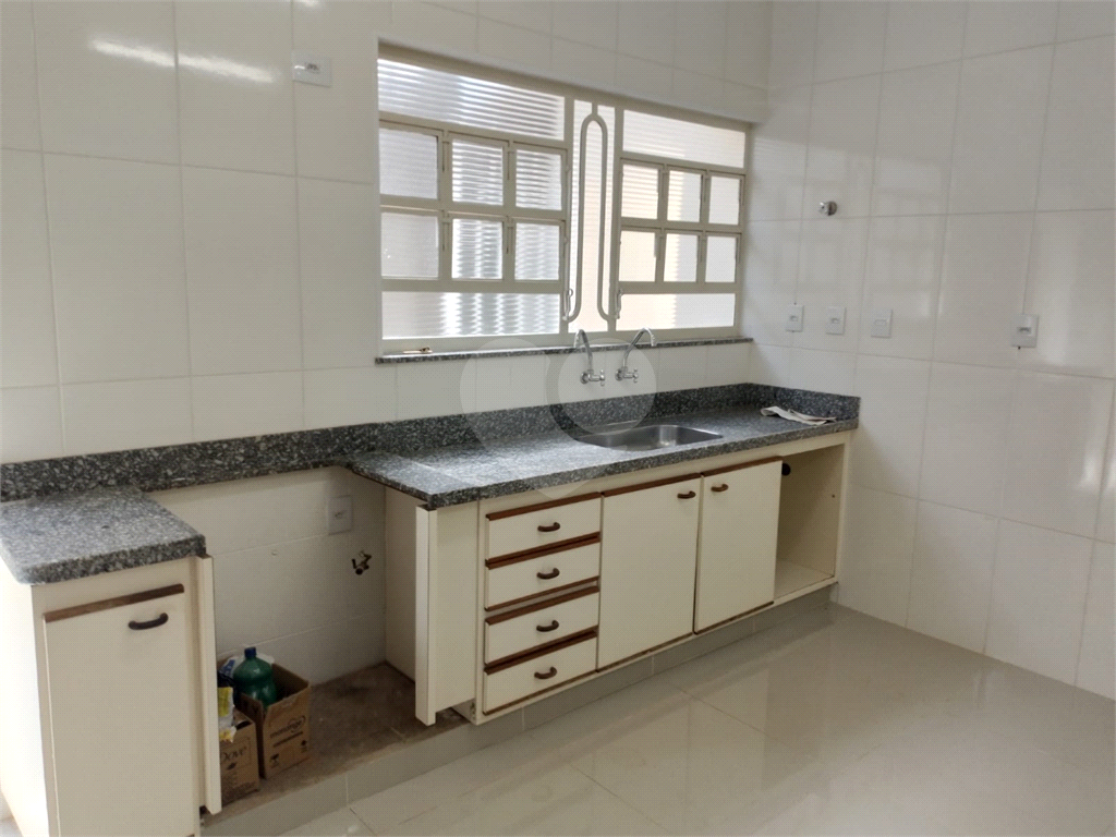 Casa, 3 quartos, 230 m² - Foto 13