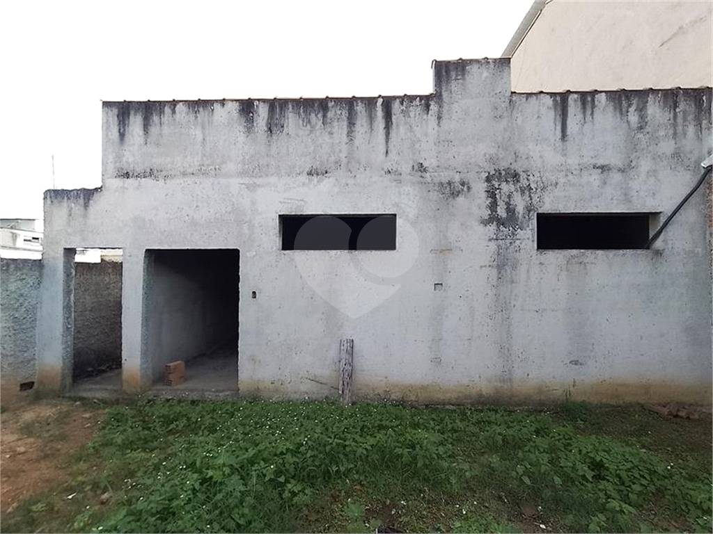 Casa, 6 quartos, 223 m² - Foto 1