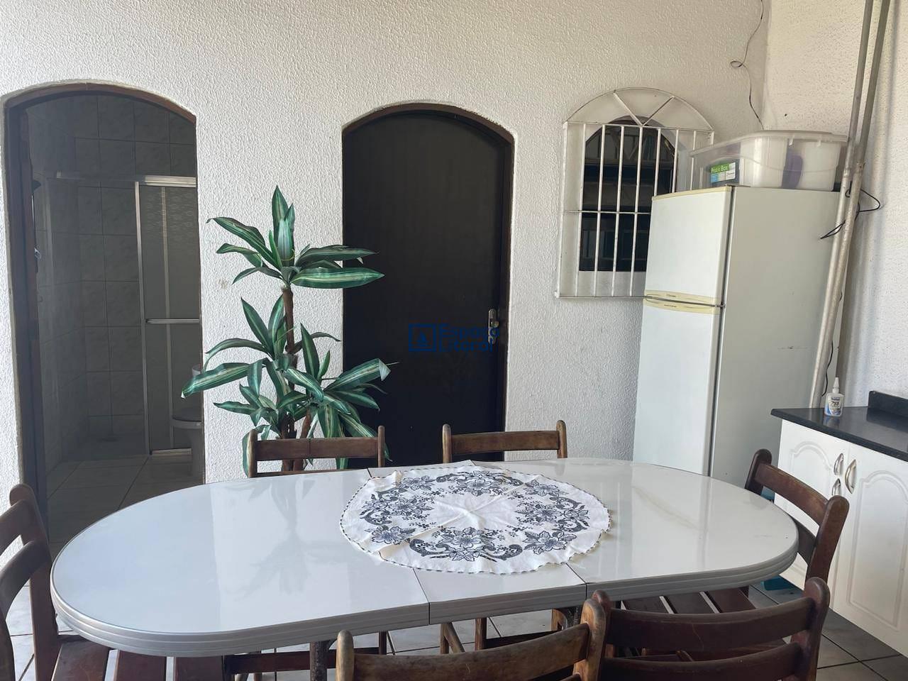 Casa para alugar com 3 quartos, 100m² - Foto 11