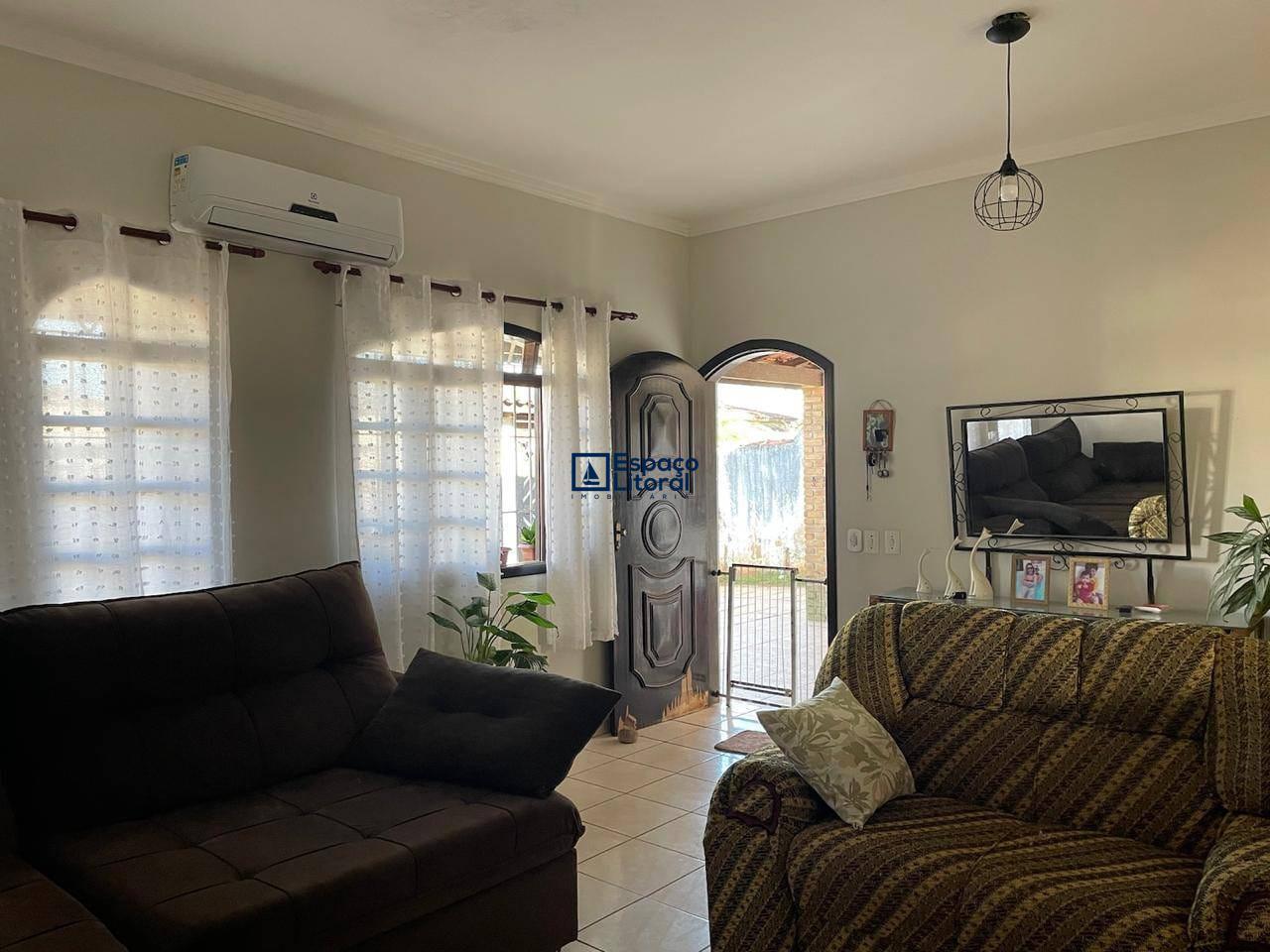 Casa para alugar com 3 quartos, 100m² - Foto 13