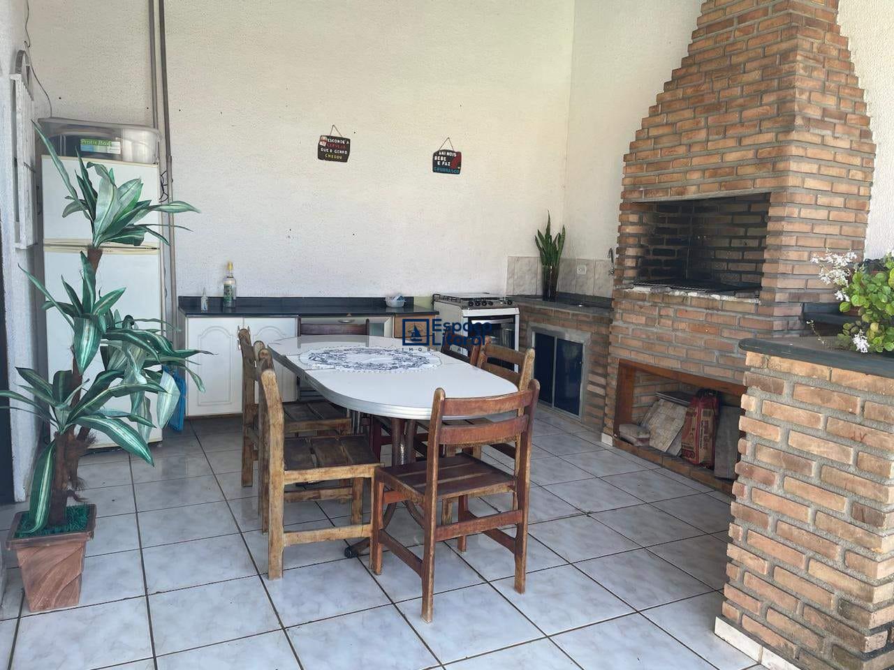 Casa para alugar com 3 quartos, 100m² - Foto 7
