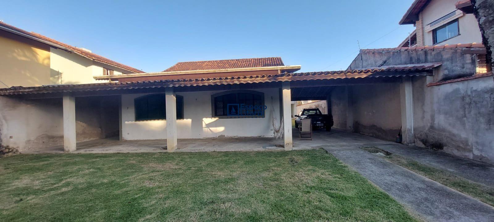 Casa, 3 quartos, 237 m² - Foto 4