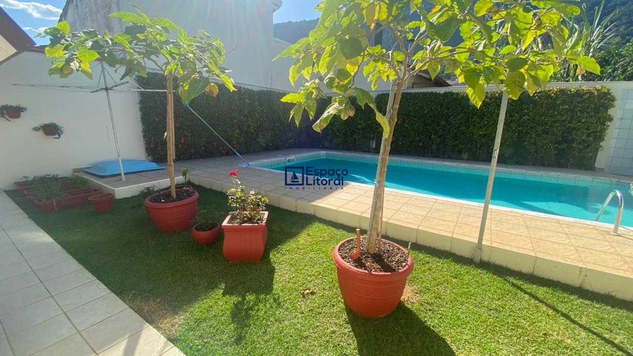 Casa, 3 quartos, 266 m² - Foto 2