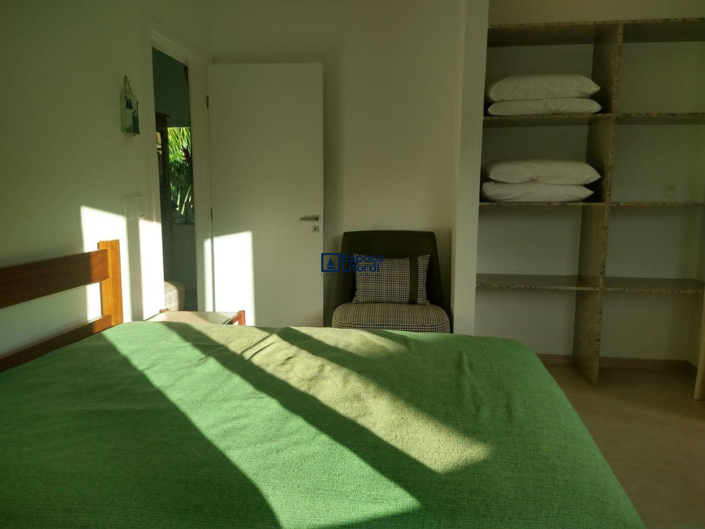 Casa, 5 quartos, 271 m² - Foto 1