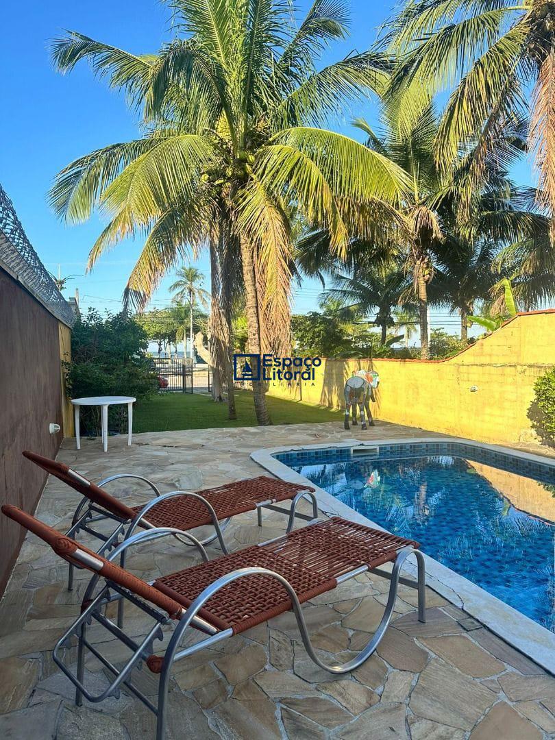 Casa, 4 quartos, 135 m² - Foto 2