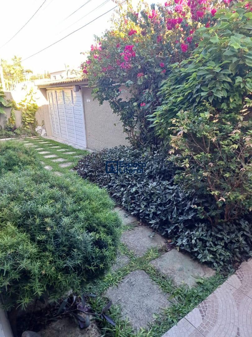 Casa, 3 quartos, 140 m² - Foto 1