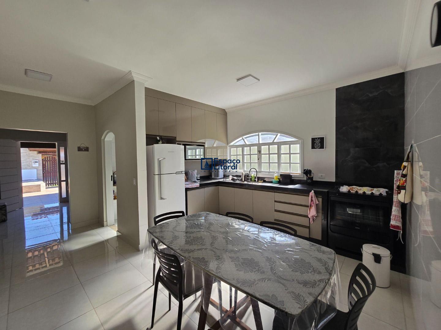 Casa, 3 quartos, 181 m² - Foto 24