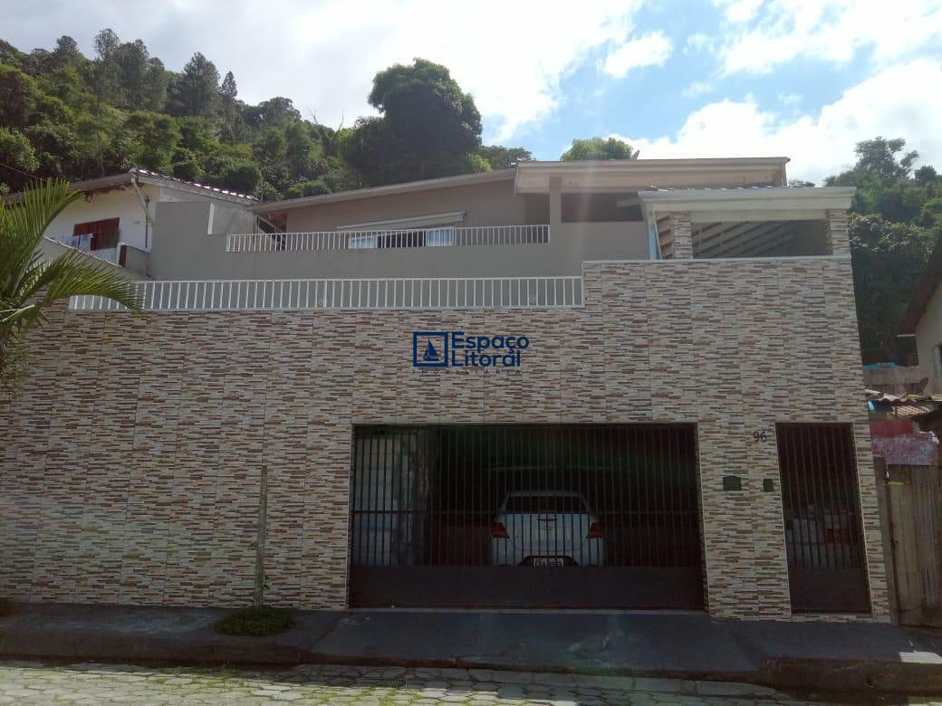Casa, 3 quartos, 270 m² - Foto 1