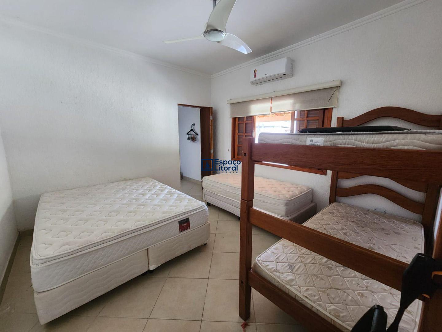 Casa, 3 quartos, 199 m² - Foto 1