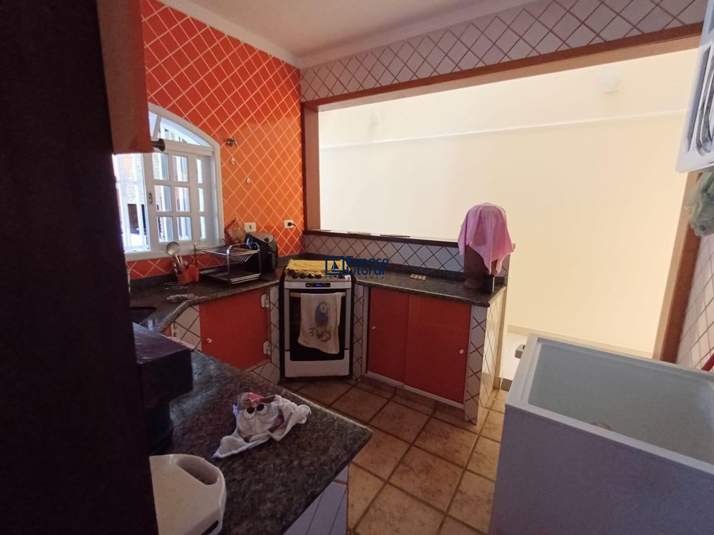 Casa, 4 quartos, 234 m² - Foto 1