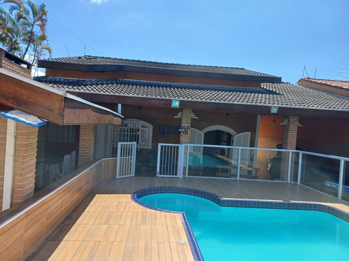 Casa, 4 quartos, 234 m² - Foto 2