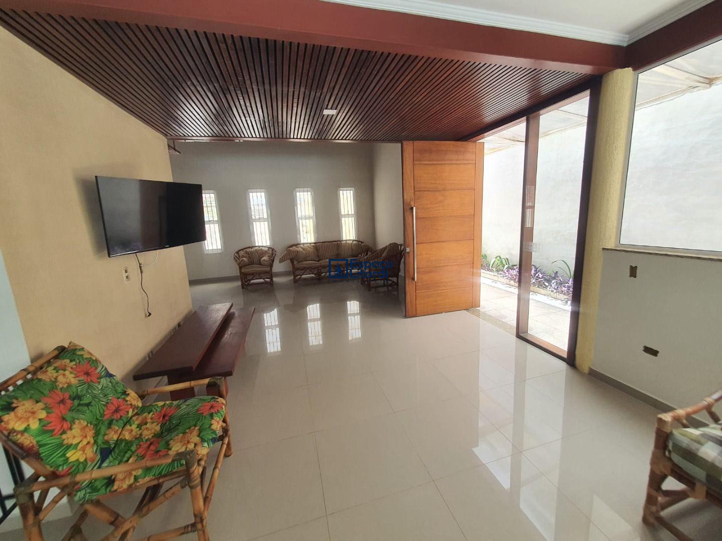 Casa, 3 quartos, 200 m² - Foto 1