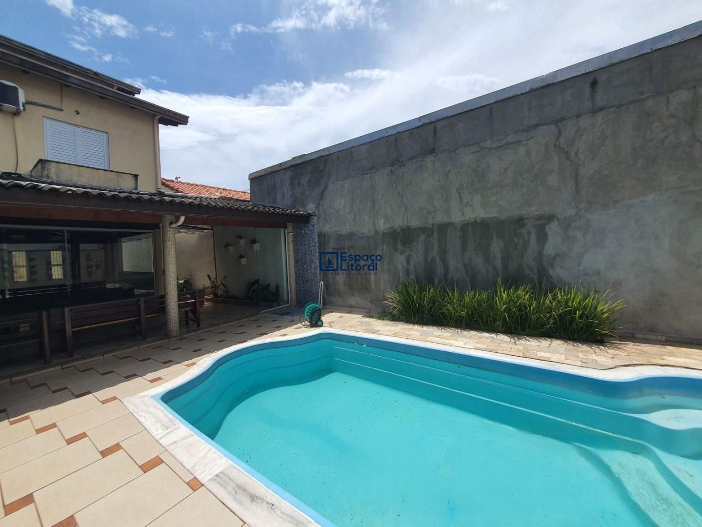 Casa, 3 quartos, 200 m² - Foto 3