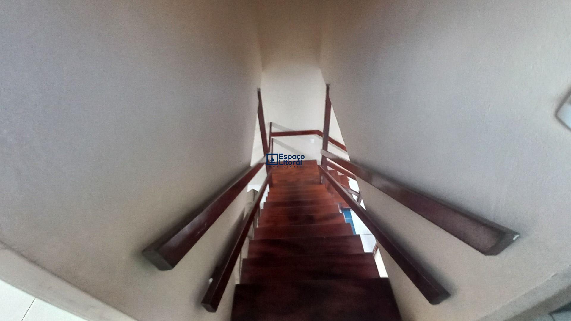 Casa à venda e aluguel com 3 quartos, 72m² - Foto 2