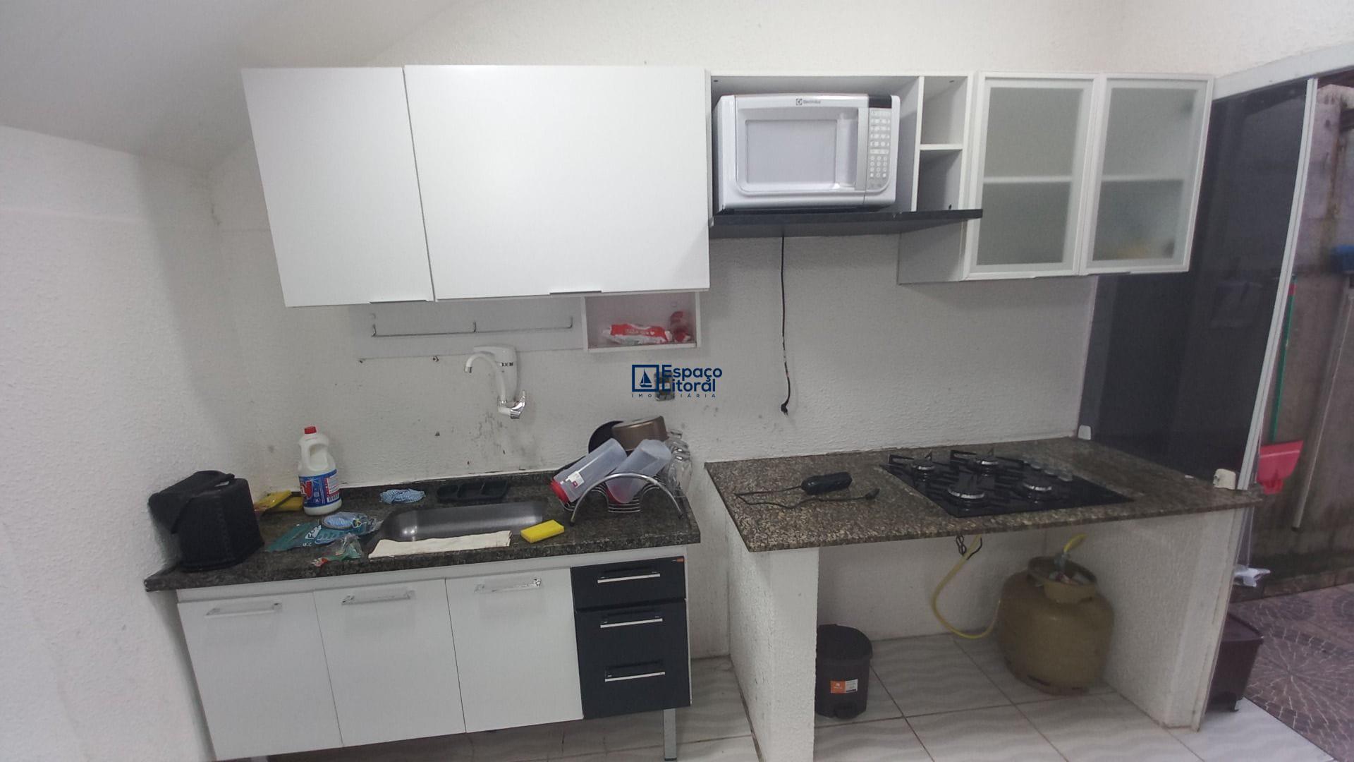 Casa à venda e aluguel com 3 quartos, 72m² - Foto 10