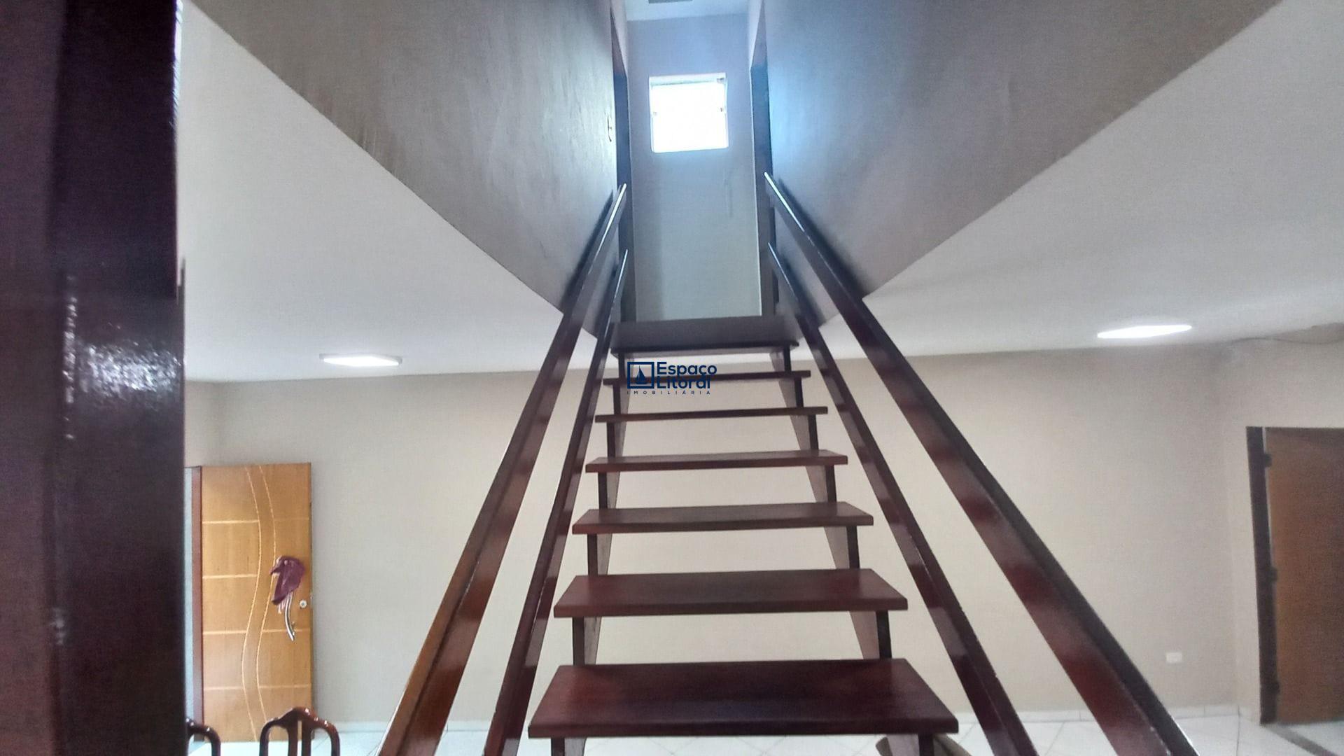 Casa à venda e aluguel com 3 quartos, 72m² - Foto 20