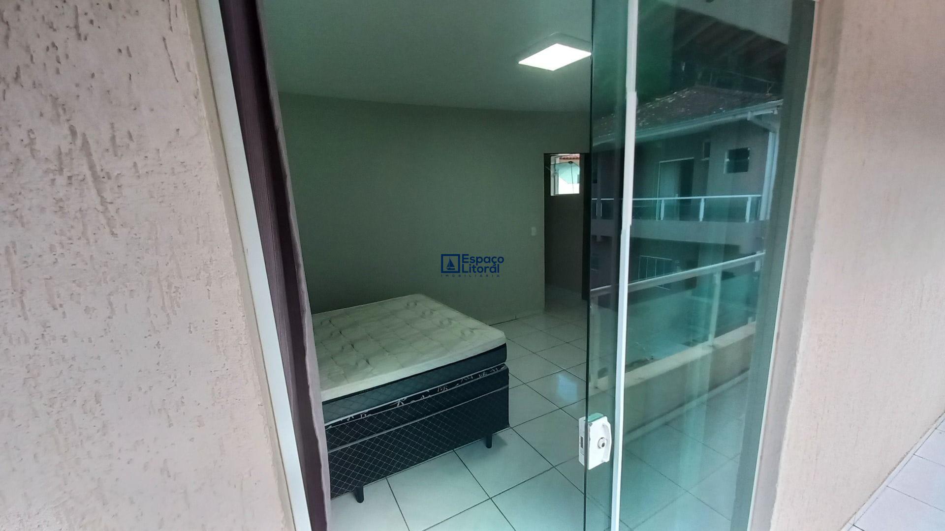 Casa à venda e aluguel com 3 quartos, 72m² - Foto 28