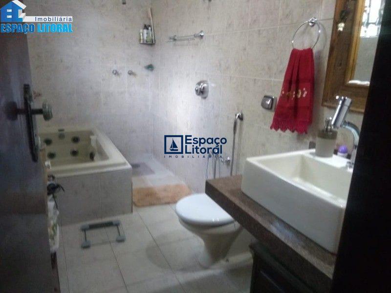 Casa, 5 quartos, 220 m² - Foto 28