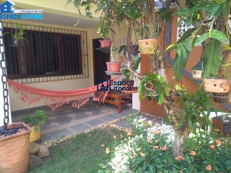 Casa, 5 quartos, 220 m² - Foto 3