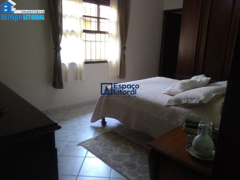 Casa, 5 quartos, 220 m² - Foto 30