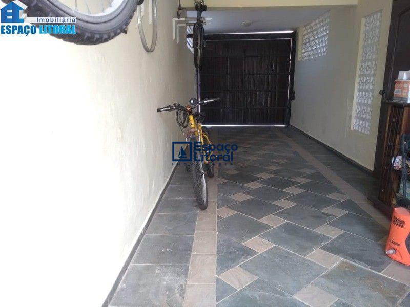 Casa, 5 quartos, 220 m² - Foto 9