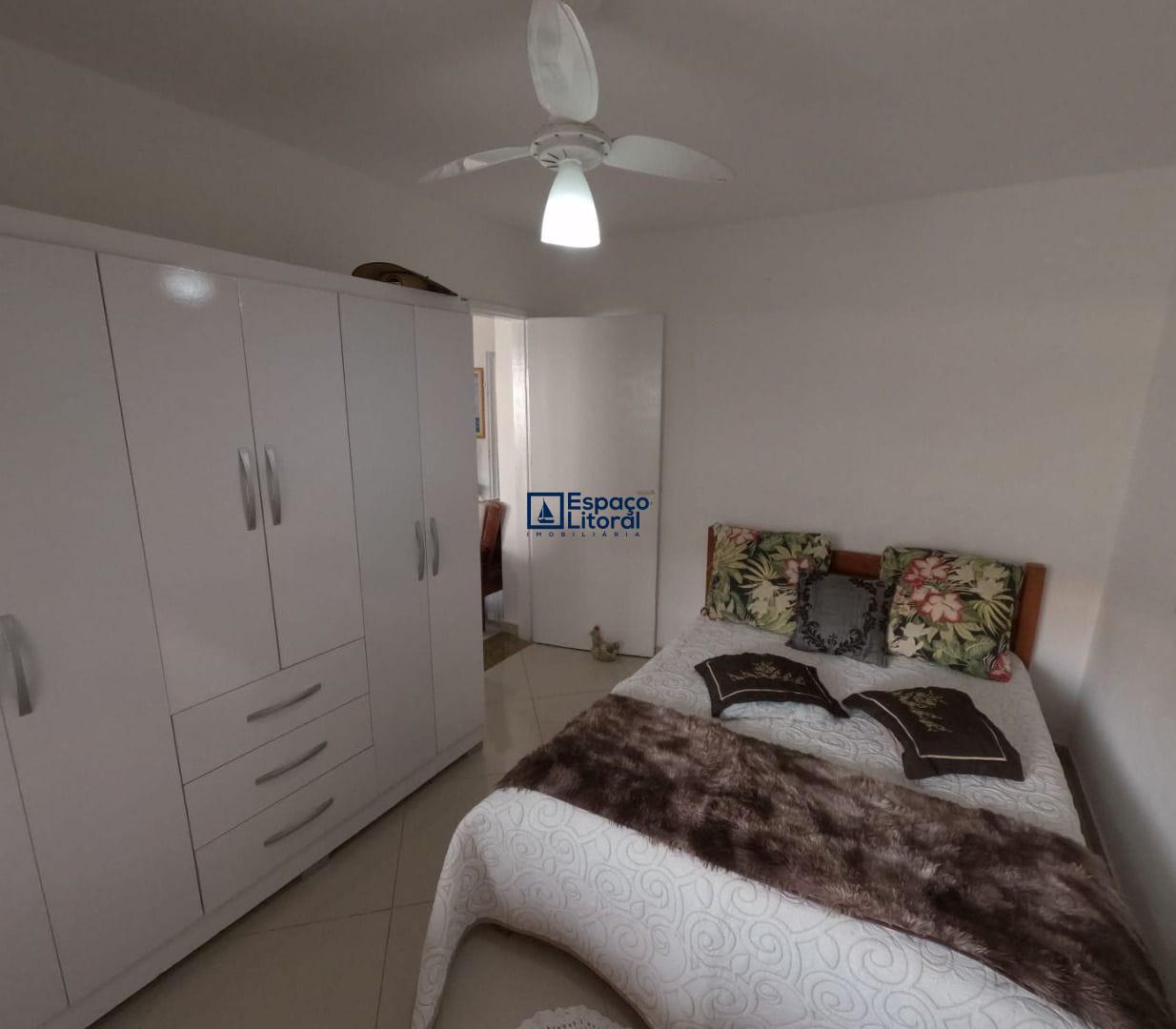 Casa, 5 quartos, 71 m² - Foto 1