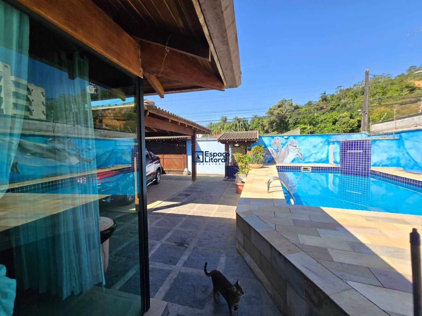 Casa, 4 quartos, 200 m² - Foto 14
