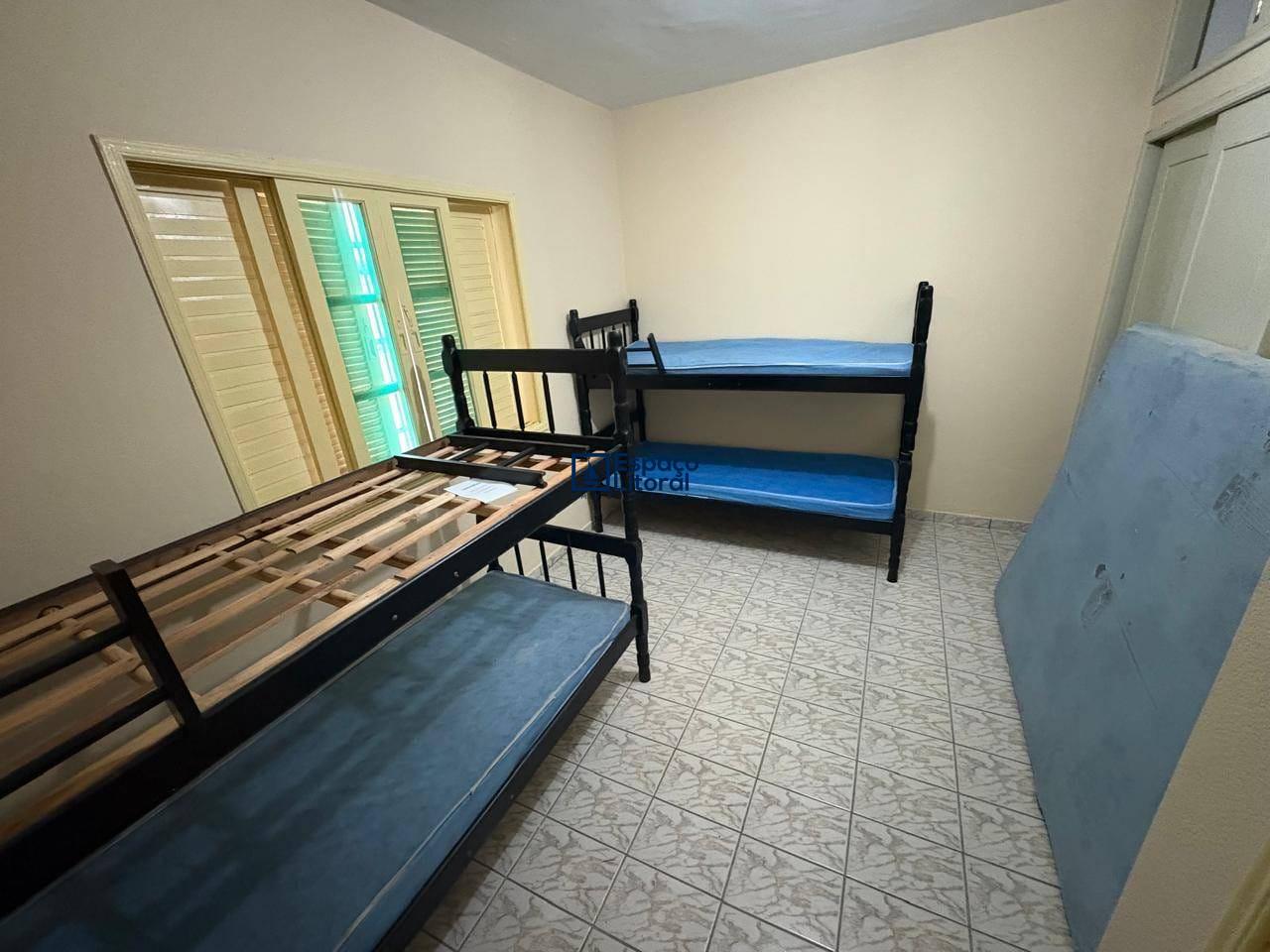 Casa, 3 quartos, 300 m² - Foto 2