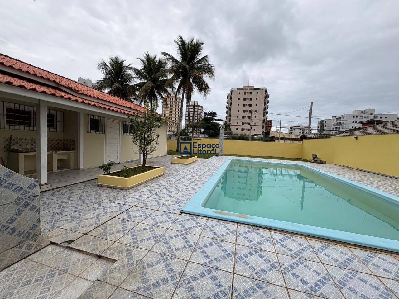 Casa, 3 quartos, 300 m² - Foto 1