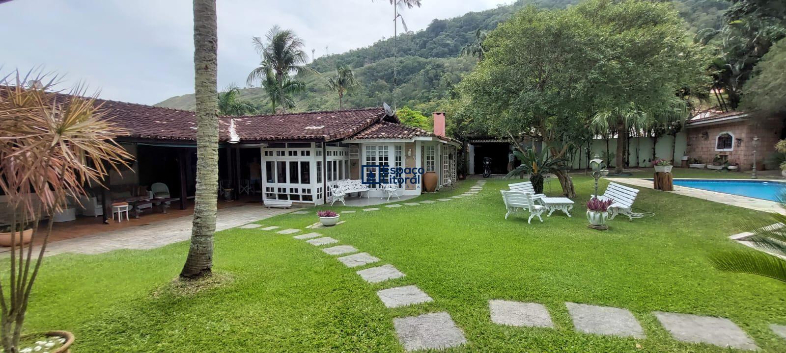 Casa, 6 quartos, 415 m² - Foto 1