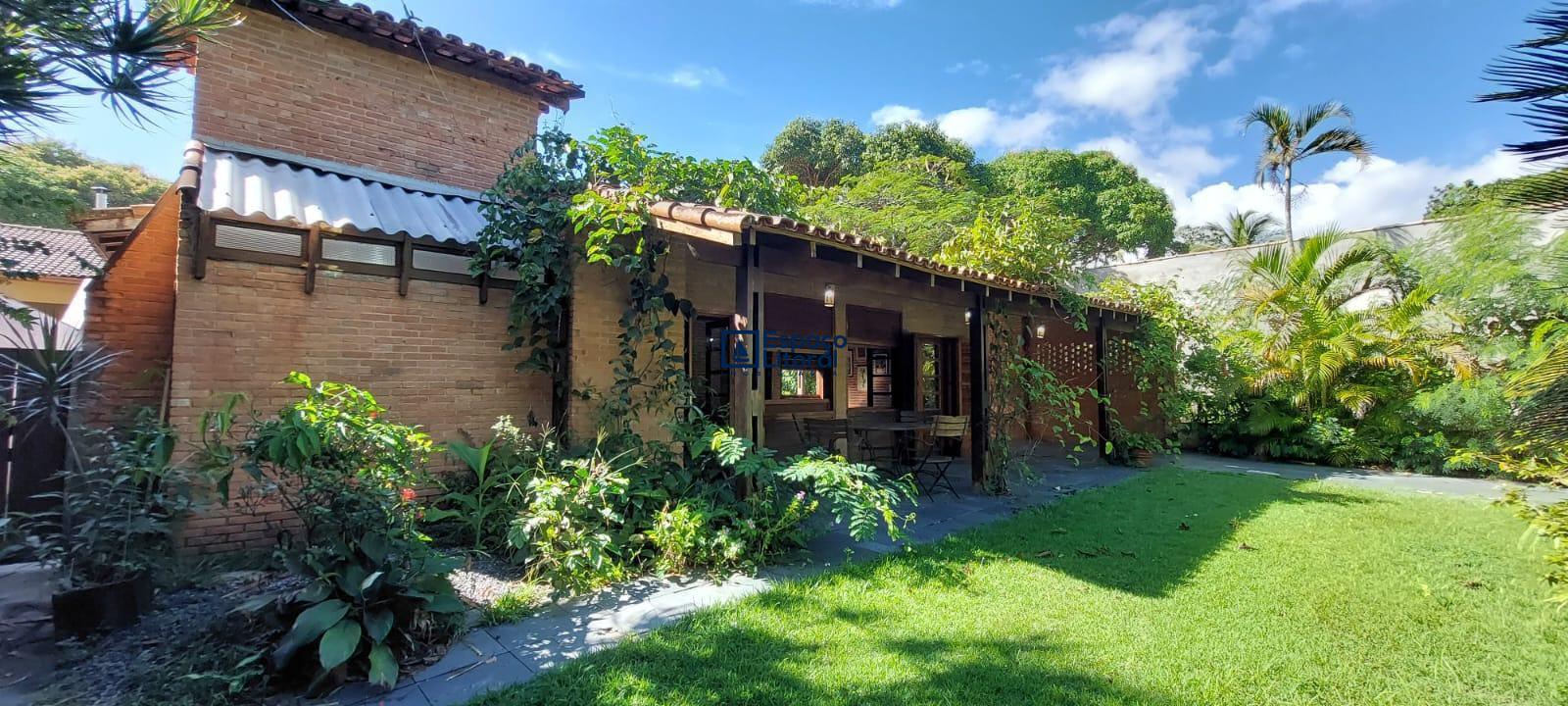 Casa, 4 quartos, 208 m² - Foto 1