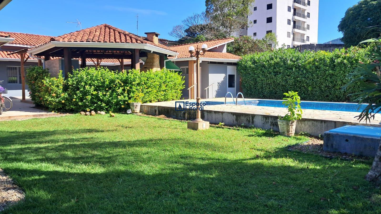 Casa, 4 quartos, 290 m² - Foto 2