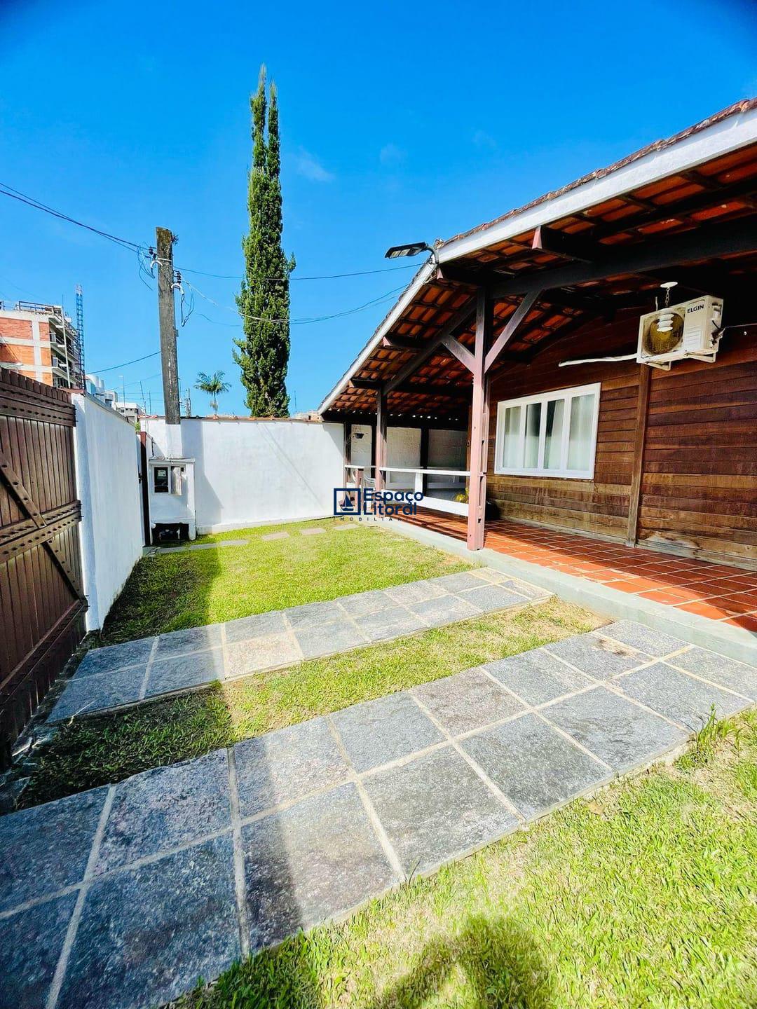 Casa, 2 quartos, 109 m² - Foto 1