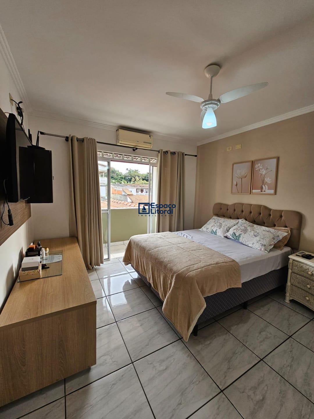 Casa, 4 quartos, 243 m² - Foto 11