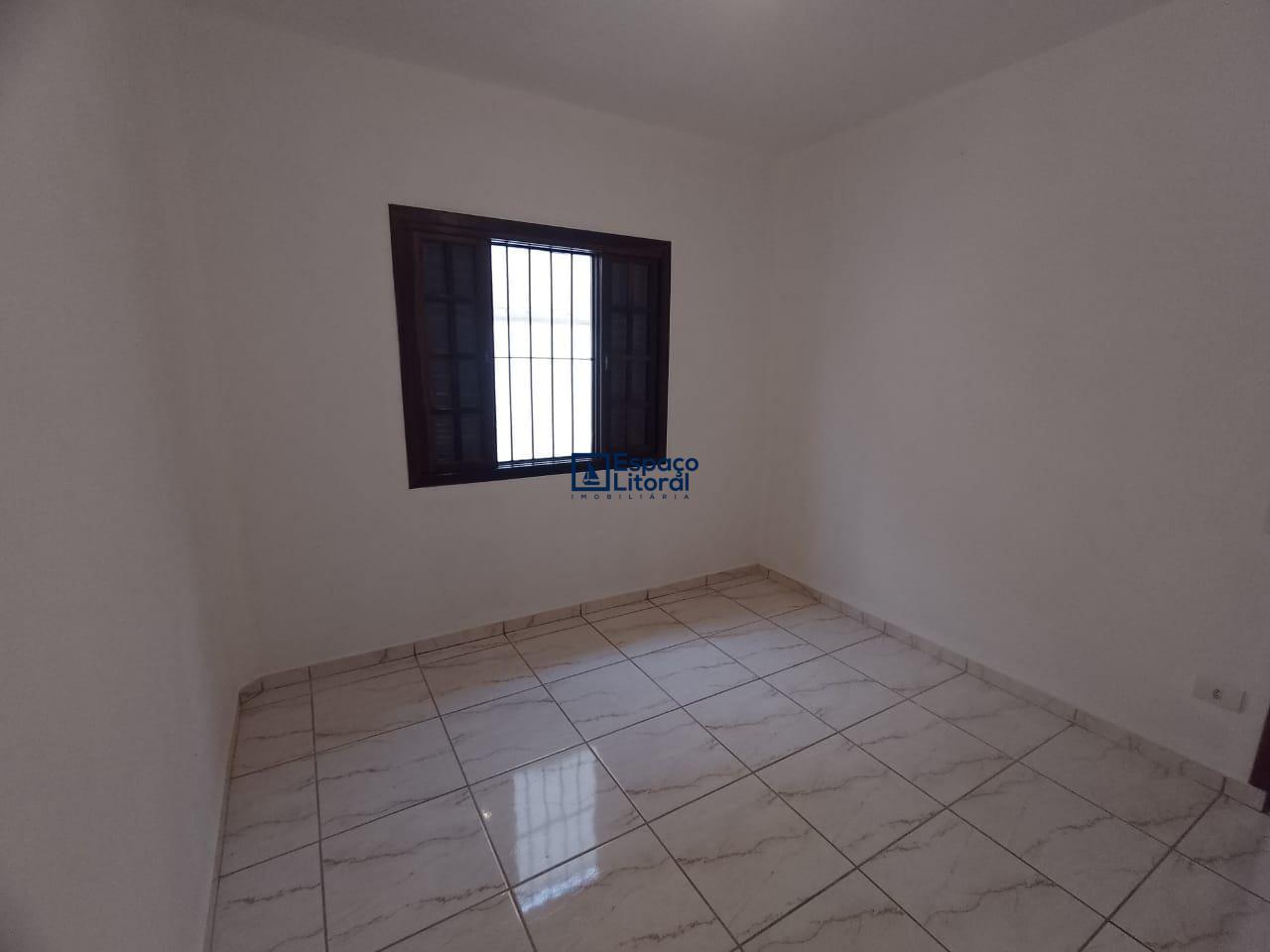 Casa à venda e aluguel com 2 quartos, 45m² - Foto 11