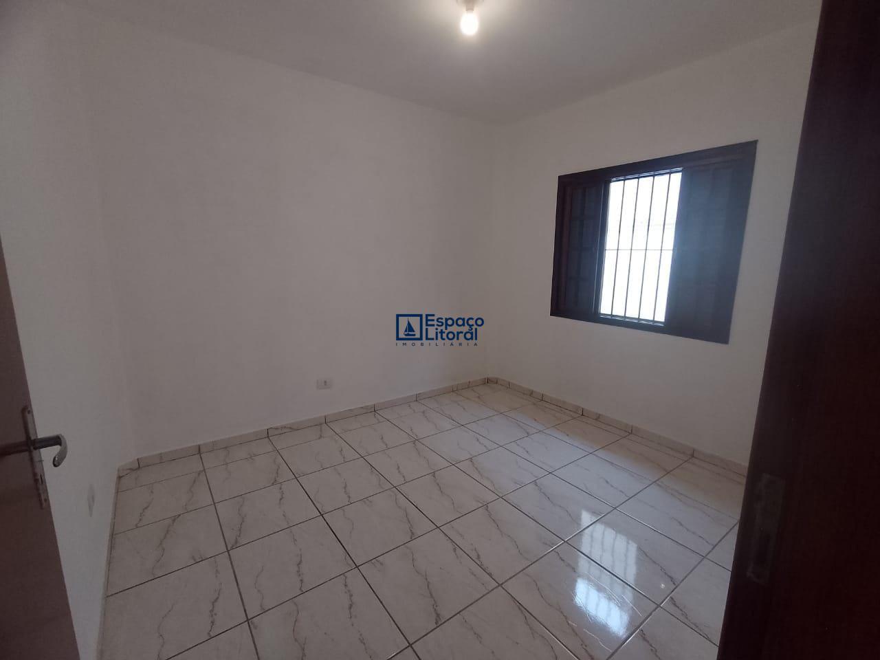 Casa à venda e aluguel com 2 quartos, 45m² - Foto 12