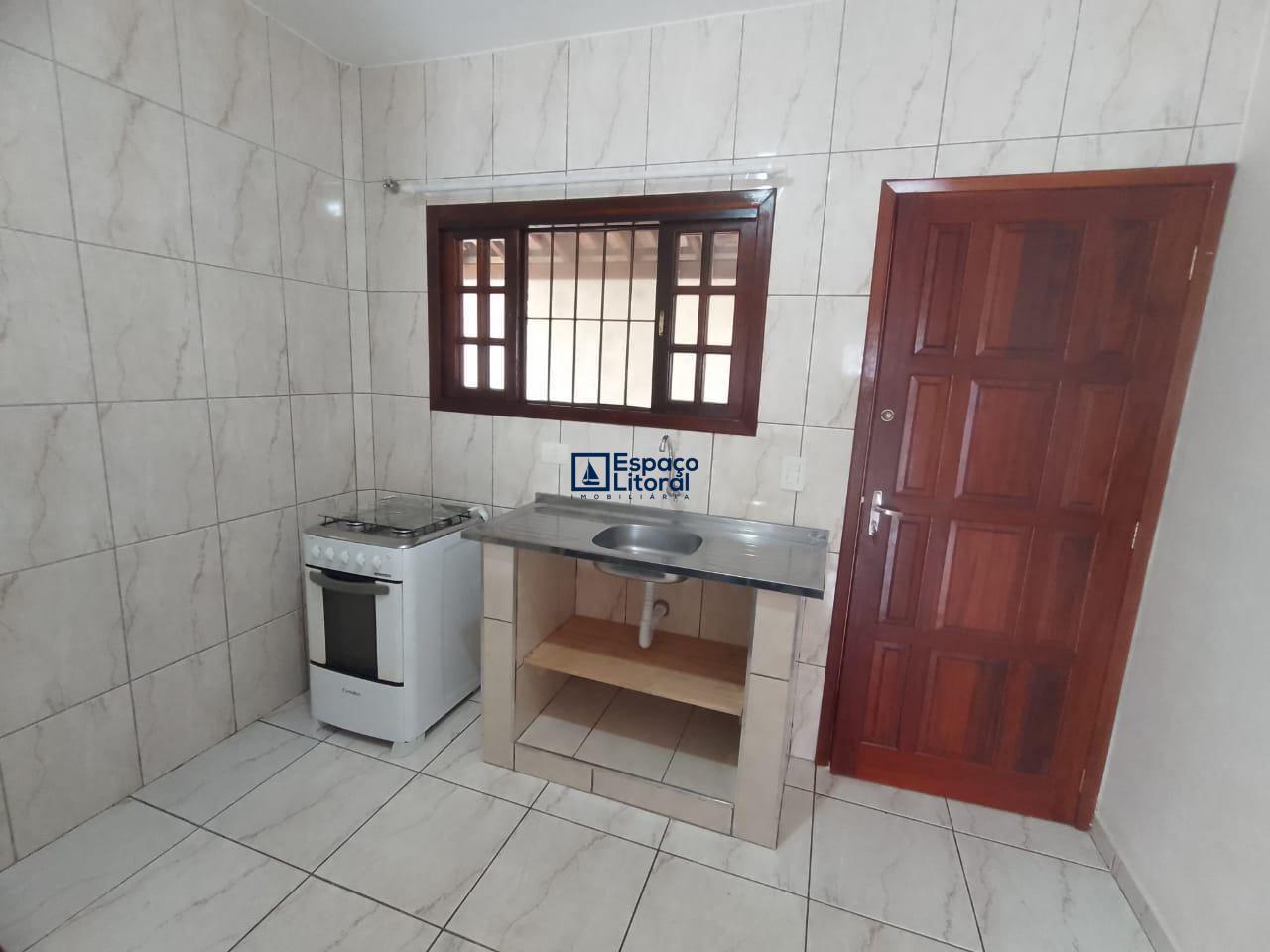 Casa à venda e aluguel com 2 quartos, 45m² - Foto 19