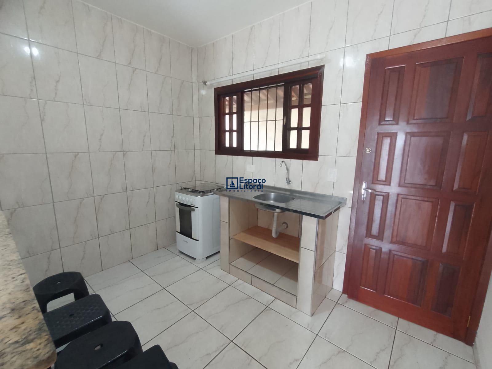 Casa à venda e aluguel com 2 quartos, 45m² - Foto 21