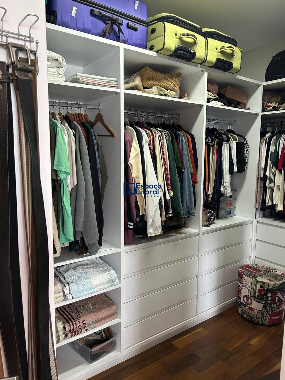 Cobertura, 3 quartos, 208 m² - Foto 11