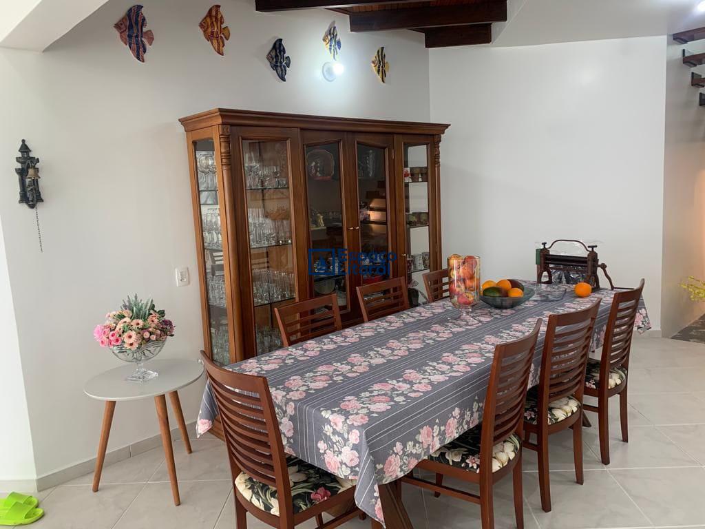 Casa, 3 quartos, 236 m² - Foto 10