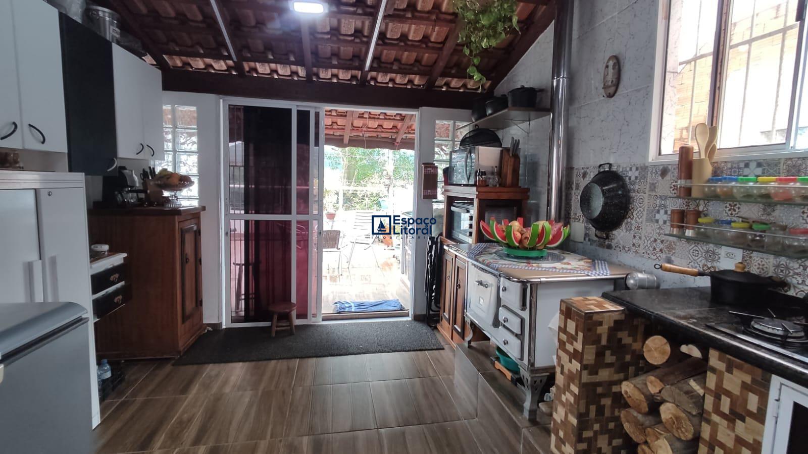 Casa, 3 quartos, 244 m² - Foto 28