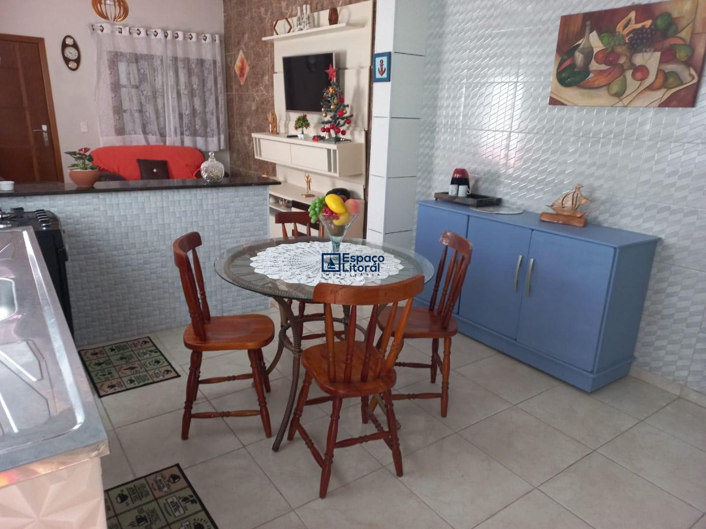 Casa, 3 quartos, 244 m² - Foto 3