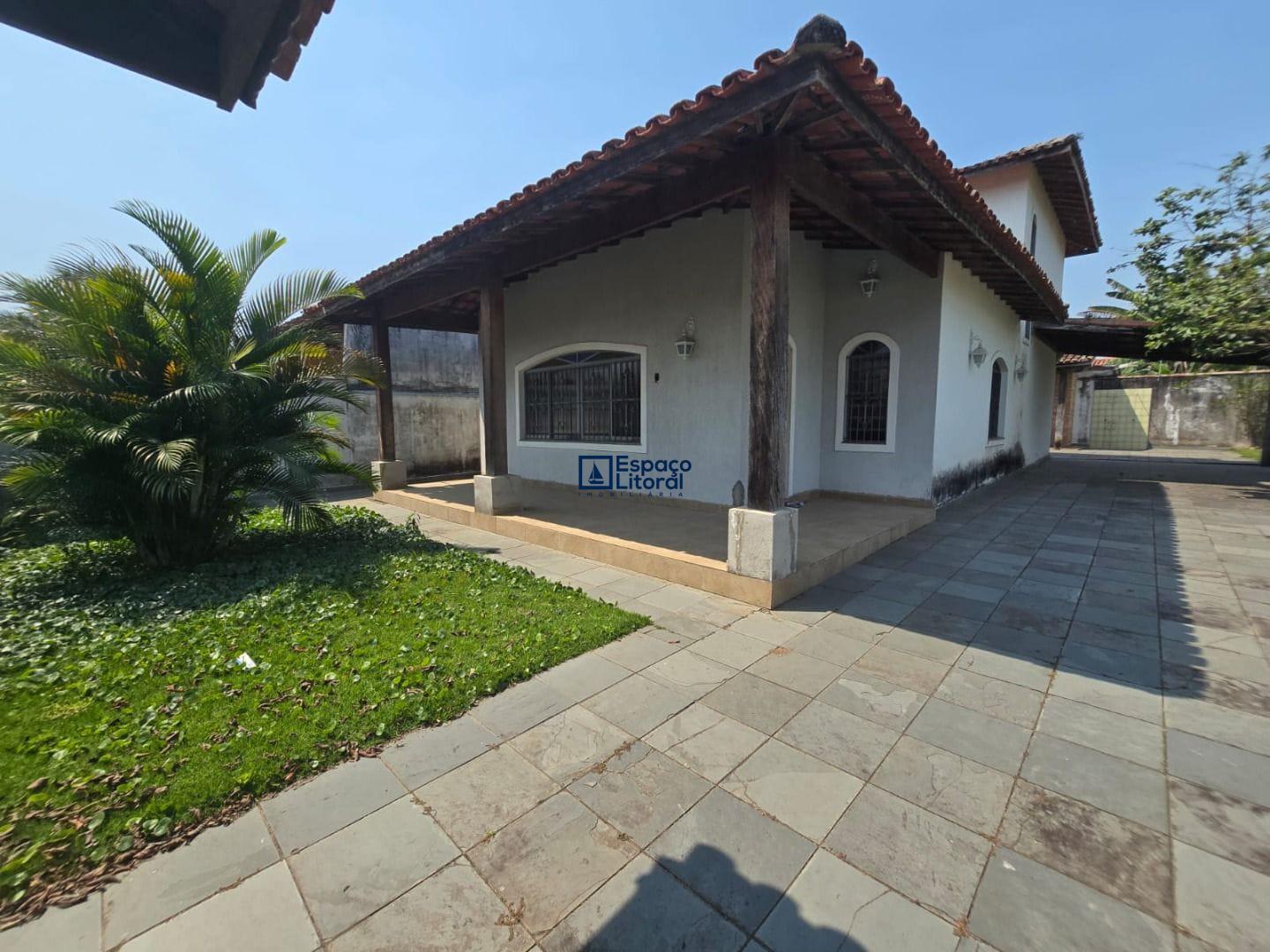 Casa, 4 quartos, 221 m² - Foto 2