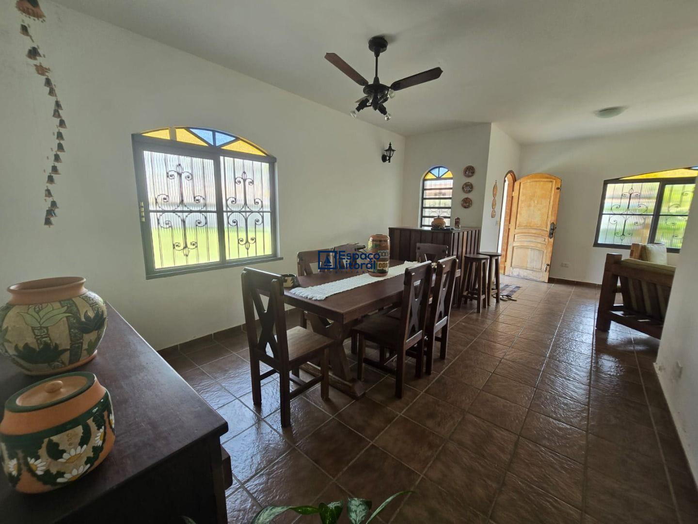 Casa, 4 quartos, 221 m² - Foto 8