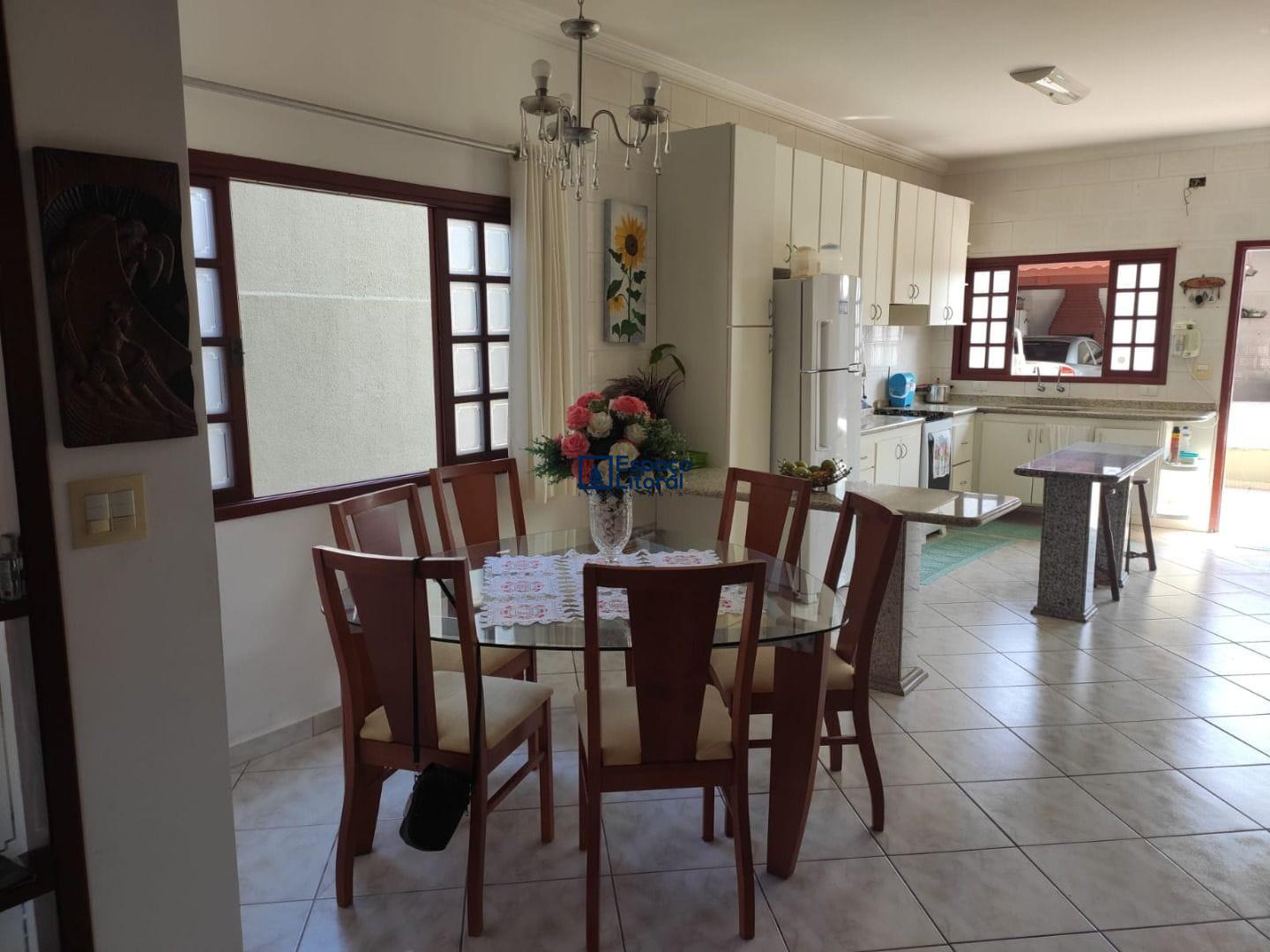 Casa, 4 quartos, 241 m² - Foto 9