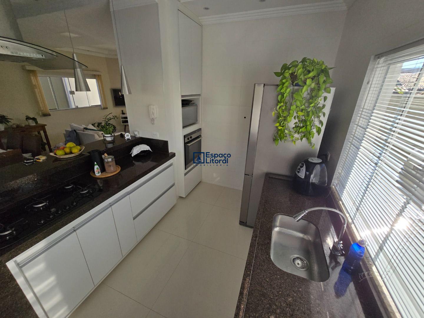 Casa, 4 quartos, 242 m² - Foto 11