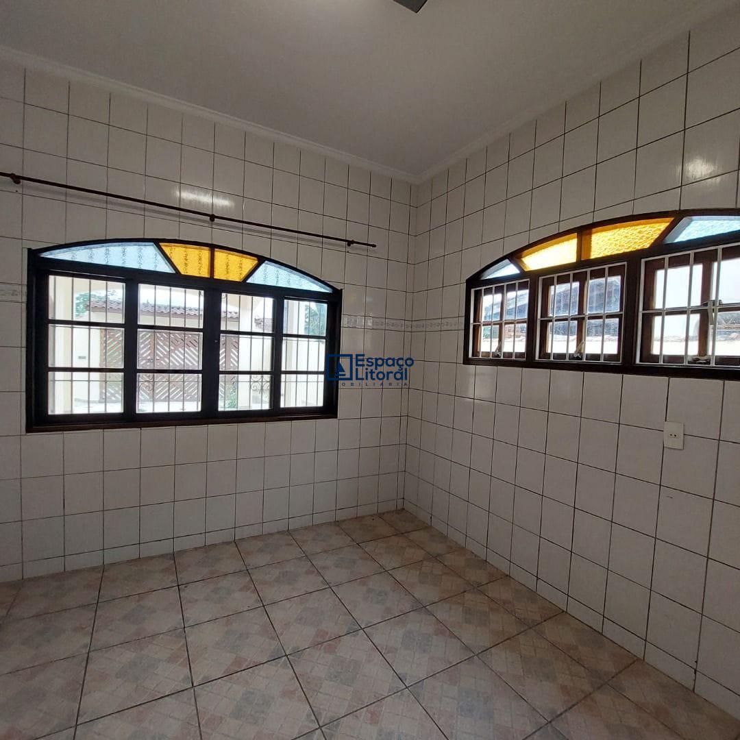 Casa, 3 quartos, 200 m² - Foto 10